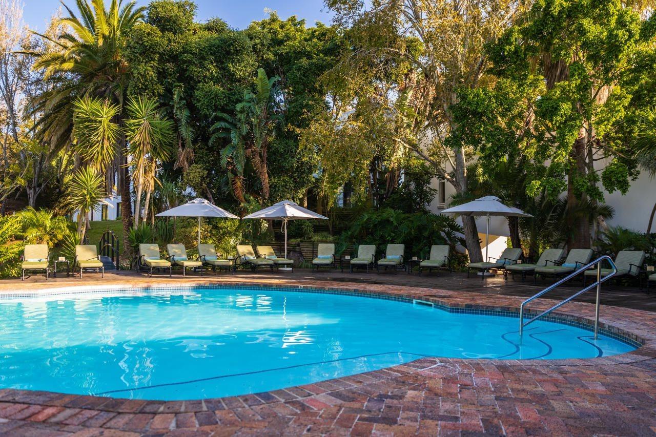 Hotel Nh Cape Town The Lord Charles Exterior foto